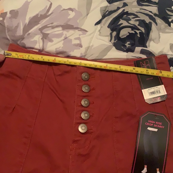 Brand new juniors high rise button fly crop skinnyjeans - Picture 6 of 6